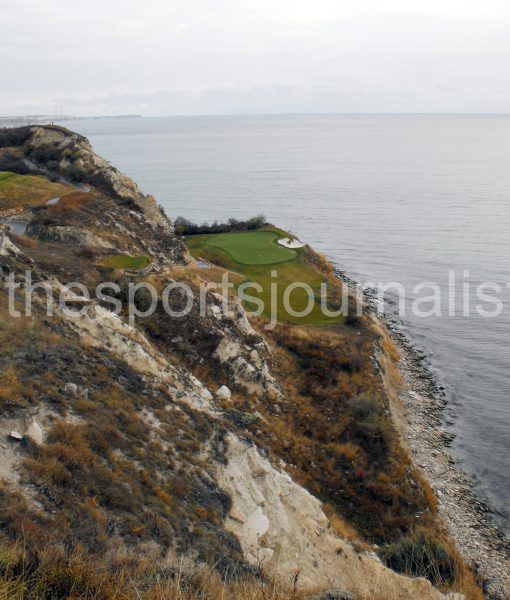 thracian-cliffs-6th-hole-2